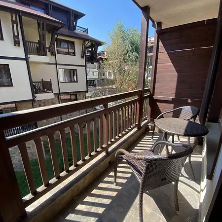 Next To The Lift Downtown Apartment *