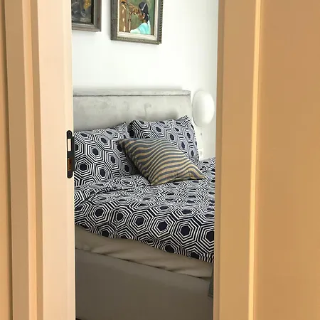 Appartamento Next To The Lift Downtown *