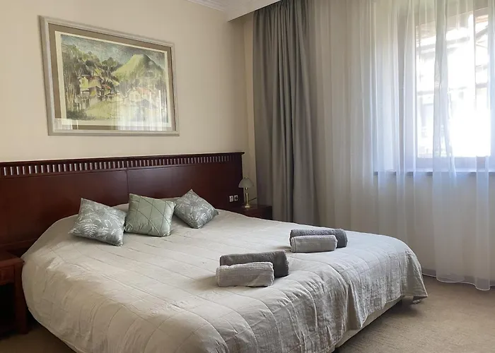 Next To The Lift Downtown Apartman Banszko